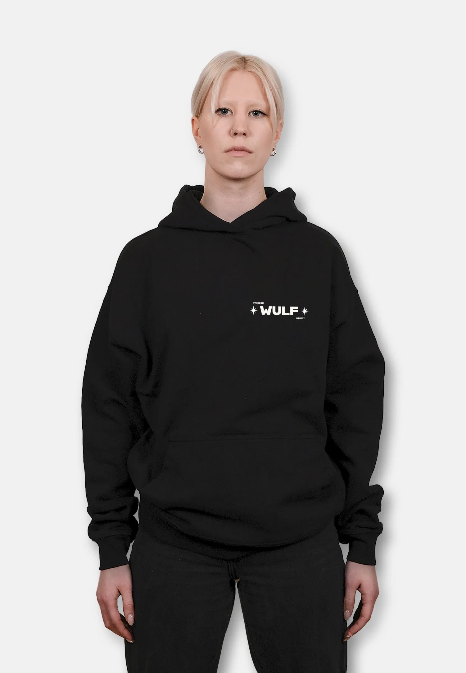 60°114 Hoodie Black