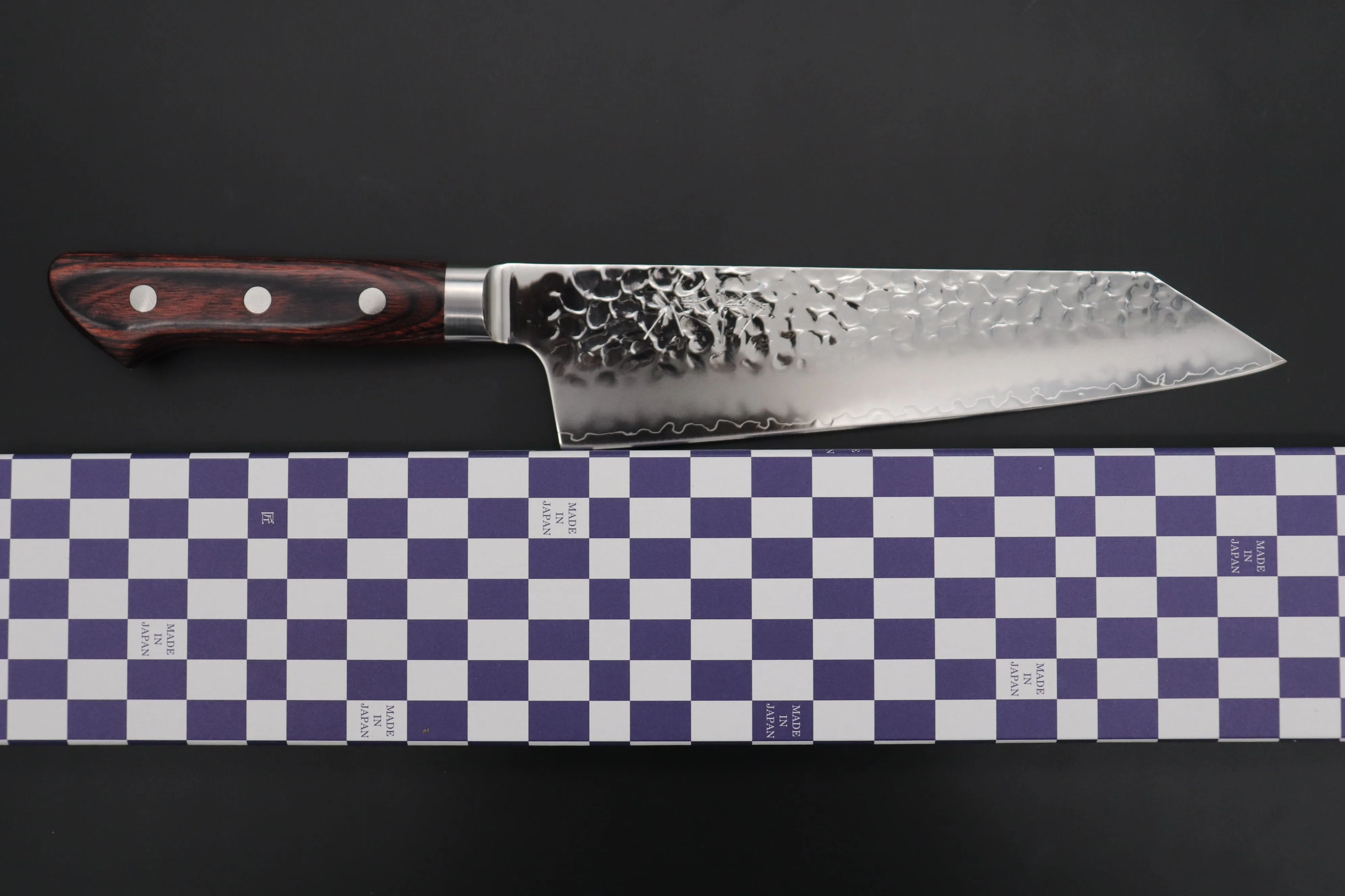 JCK Natures 金雲 Golden Clouds Series GC-2 AUS10 Tsuchime Hammered Bunka (Kiritsuke) 190mm (7.4 inch, Golden-brown Color of the Mahogany Pakka wood Handle)