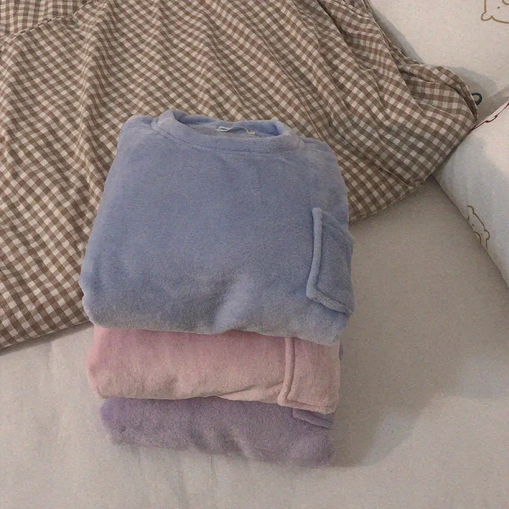 Soft Comfy Fleece Top and Plaid Bottom Pyjamas